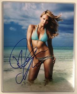 lot 1093 image: Signed 8x10 Photograph Jessica Alba With Certificate of Authenticity