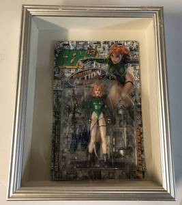 lot 1100 image: Gen13 Fairchild Figure Signed By J. Scott Campbell in Very Nice Shadowbox Display Case