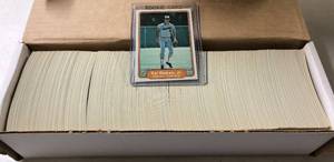 lot 1136 image: Mint 1982 Fleer Complete 660 Trading Card Set - Cal Ripken Jr Rookie Included - All 660 Cards