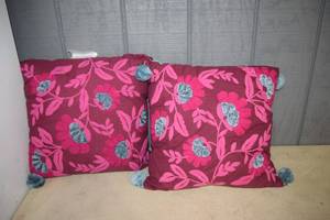 lot 116 image: 2 Opal House Toss Pillows 18 x 18