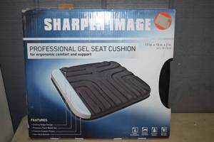 lot 134 image: Sharper Image Professional Gel Seat Cushion