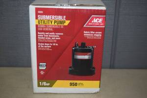 lot 198 image: Ace Submersible Utility Pump 16 hp
