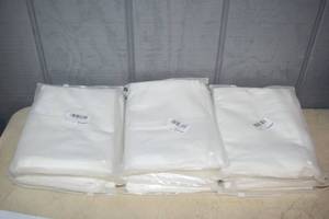 lot 274 image: 24 Washed Cotton White Pillow Shams QueenStandard