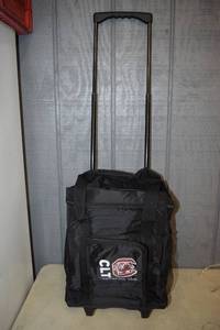 lot 422 image: Soft Sided Cooler on Wheels