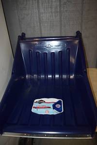 lot 497 image: 2 Garant Sleigh Shovels NO Handles