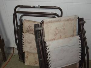lot 5846 image: Set of 2 Loungers
