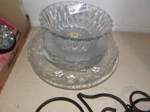 lot 5869 image: Asst Glassware- Platters, Plates, Bowls