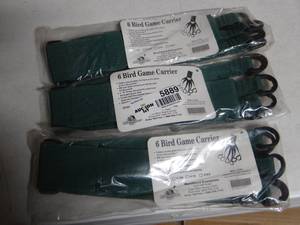 lot 5889 image: 3 Paks 6 Bird Game Carriers- New