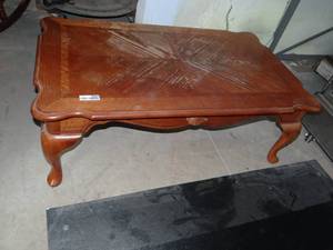 lot 5901 image: Wood Coffee Table