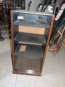lot 5910 image: Audio Stand