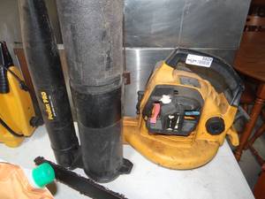 lot 5929 image: Leaf Blower