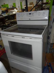 lot 5934 image: Whirlpool Electric Range