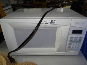 lot 5936 image: Emerson Microwave