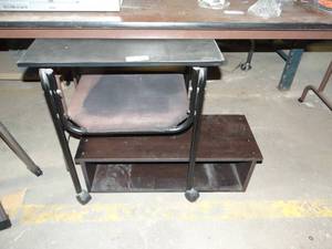 lot 5955 image: Asst. Furniture Pieces