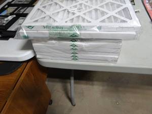 lot 5974 image: Filters 16x16x1 and 14x14x1s