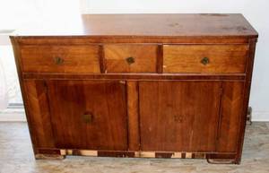 lot 2016 image: Vintage Buffet Sideboard Server with 3 Drawers, and 2 Storage Cabinets