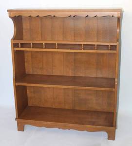 lot 2010 image: Vintage Solid Wood Footed Shelving Unit With Spindles and Scalloped Detail