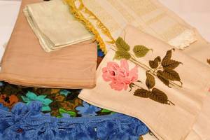 lot 2035 image: Vintage Lot of 6 Tablecloths