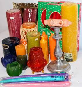 lot 2107 image: Lot of Assorted Candles