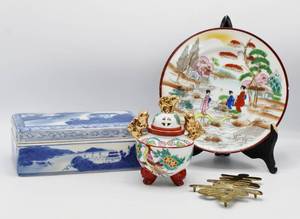 lot 2084 image: Asian Decor Lot