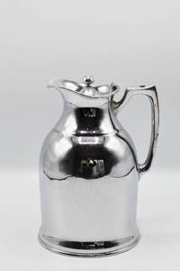 lot 2128 image: Stanley It will not break Vintage Carafe for Hot or Cold Liquids
