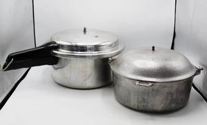 lot 2131 image: Mirro-Magic 6 Aluminum Pressure Cooker and Club Hammercraft Pot