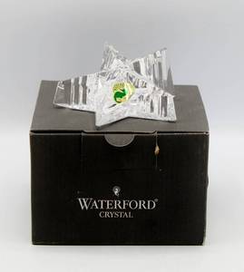 lot 2135 image: Waterford Crystal Star Paperweight