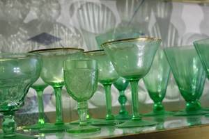 lot 2216 image: 21 Piece Assorted Depression or Uranium Green Glasswares