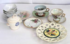 lot 2311 image: 11 pc Lot of Porcelain and Pottery