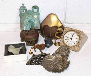 lot 2328 image: 10 pc Lot of Interesting Finds