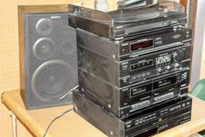 lot 2272 image: Sony Stereo System with Dual Cassette Player, Record Player, Tuner, Remote and Disc Player with 2 Speakers