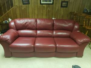 lot 5254 image: Red Leather Couch