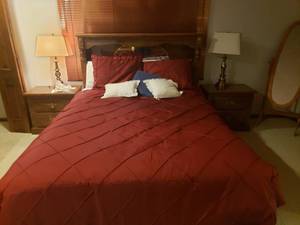 lot 5263 image: Full size Bedframe (with mattress and box) and Matching Nightstands