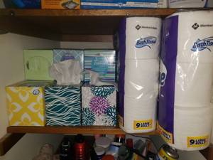 lot 5304 image: Lot of Bath and Facial Tissue