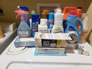 lot 5308 image: Lot of CleaningLaundry Products