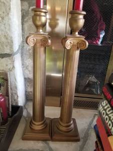 lot 5365 image: Lot of Brass Candle Sticks
