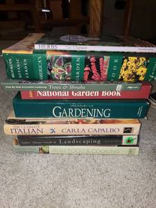 lot 5382 image: Lot of Garden Books