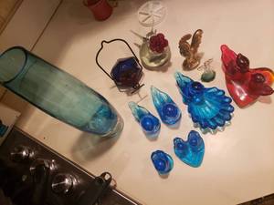 lot 5443 image: Glass Home Decor