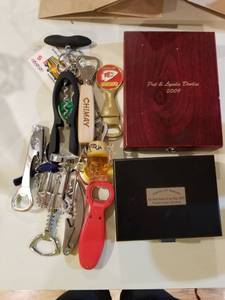 lot 5449 image: Lot of Bottle Openers