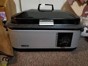 lot 5478 image: Nesco Slow Cooker