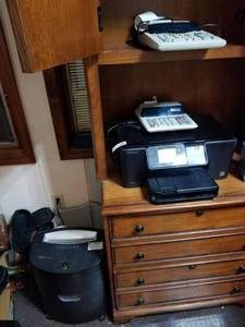 lot 5481 image: HP Photosmart Printer  Shredder  and 2 Automatic Calculators