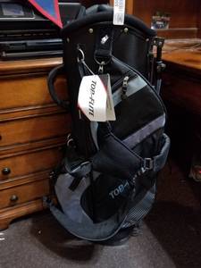 lot 5503 image: Top Elite Golfers Bag