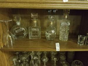 lot 5522 image: Lot of Liquor Bottles with Tags