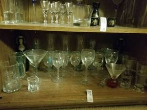 lot 5525 image: Lot of Random Glassware