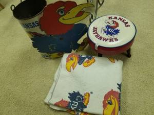 lot 5531 image: Lot of KU Decor
