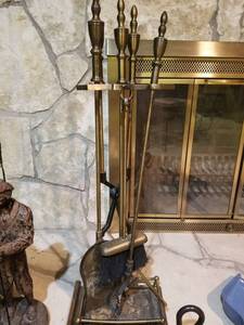 lot 5533 image: Lot of Fireplace Accessories
