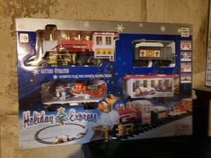 lot 5562 image: Holiday Express Train
