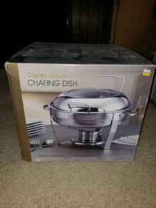lot 5576 image: 6 QT Chafing Dish in Box