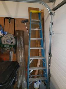 lot 5617 image: 8ft Aluminum Ladder