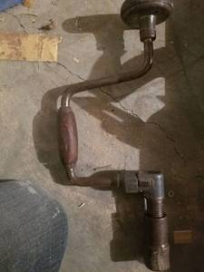 lot 5629 image: Antique Hand Drill&nbsp